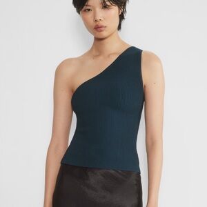 Babaton Sculpt Knit Seven Top